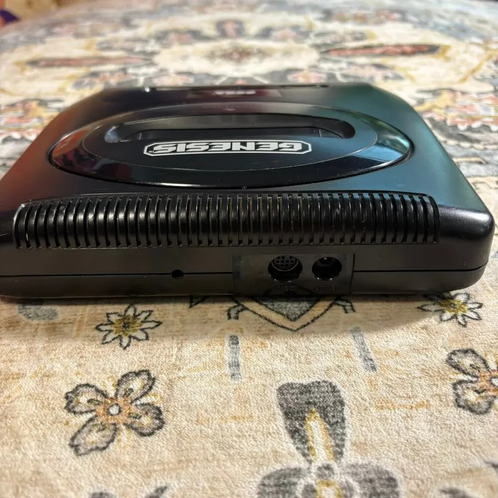 Sega Genesis Console W/Controller (UNTESTED)
